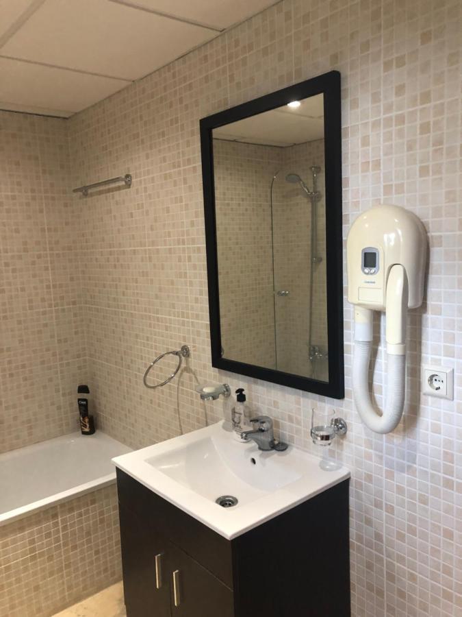 Fantastico Apartamento Con Vistas Al Mar Zona Club La Costa Castillo Fuengirola Bagian luar foto